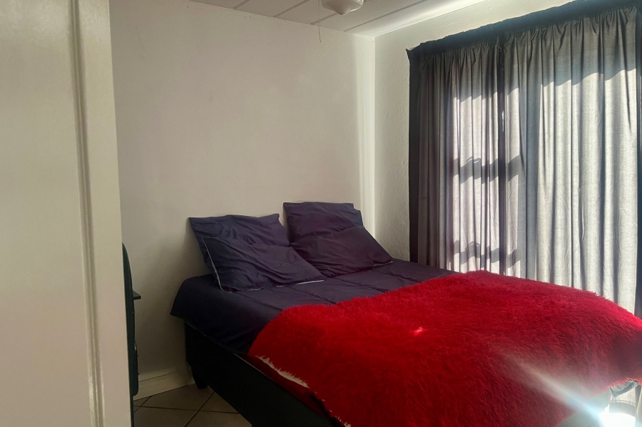 To Let 3 Bedroom Property for Rent in Caribbean Beach Club North West
